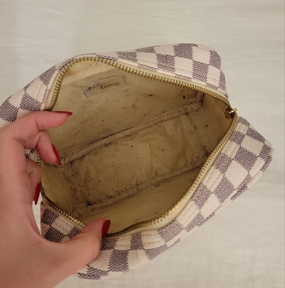 White Checkered Make Up Bag Toiletry Case - Picture 2 of 3